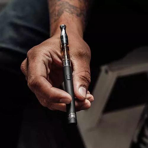 vapes